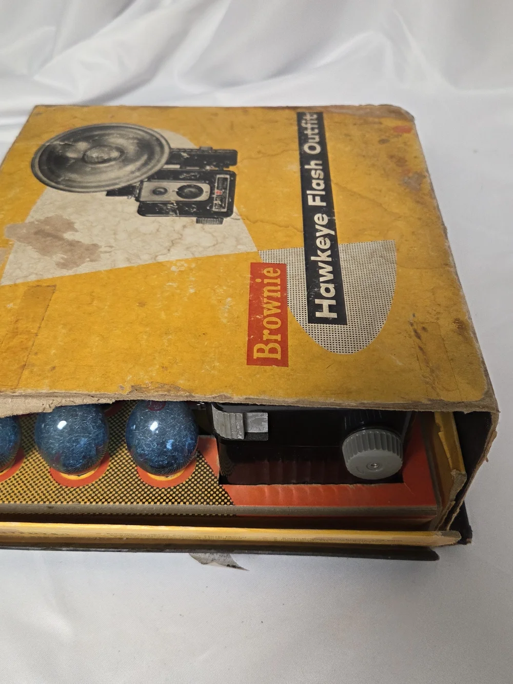 Vintage Kodak Brownie Hawkeye Outfit Camera w/Original Box - Flash Model‎